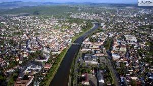 К поджогу венгерского центра в Ужгороде причастен ультраправый немецкий журналист и симпатик “ДНР/ЛНР”