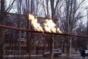 Горловка с утра под обстрелами: на поселке Курганка повреждения