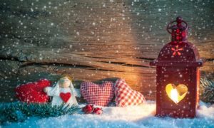 Новорічна ялинка у Покровську Донецької області запрацює в День Св.Миколая