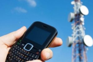 Жители Покровска жалуются на перебои с мобильной связью — новини Покровськ