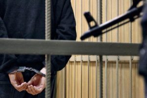 В Москве убийца почти сбежал из зала суда (ВИДЕО)