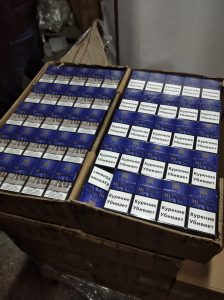 СБУ блокувала партію контрафактних цигарок у місті Покровськ (ФОТО)