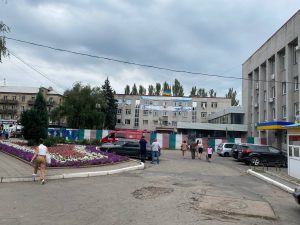 В Покровську горіла будівля міської ради та райдержадмінстрації