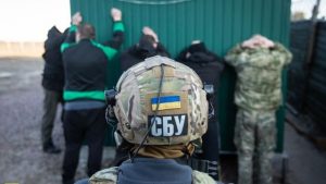 СБУ викрила групу осіб, які вербували українців для участі у війні в Сирії