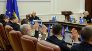 Уряд автоматично продовжив до 1 березня виплати для всіх ВПО — новини за тегом Україна