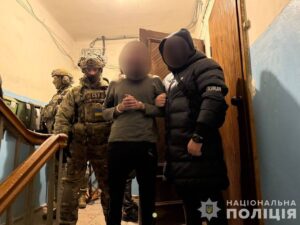 Поліцейські Дніпра спільно з СБУ затримали підозрюваного у вчиненні теракту  — новини Дніпро