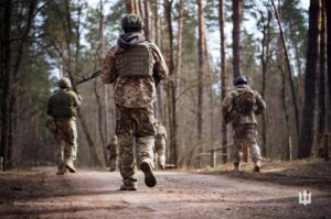 Кожен знає свою роль