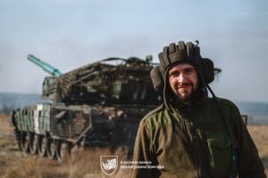 Коли ви востаннє бачили, як стріляють танки?