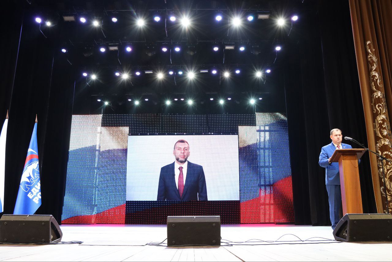 Борги замість повісток: схема примусової вербовки мешканців Донецька на окупованих територіях